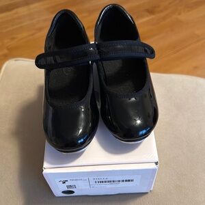Girls Black Patent Tap Shoes